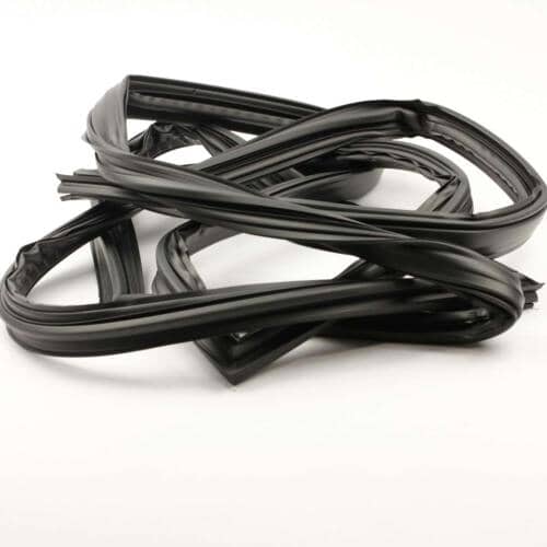 Whirlpool Part# 8210343 Door Gasket (OEM) Black