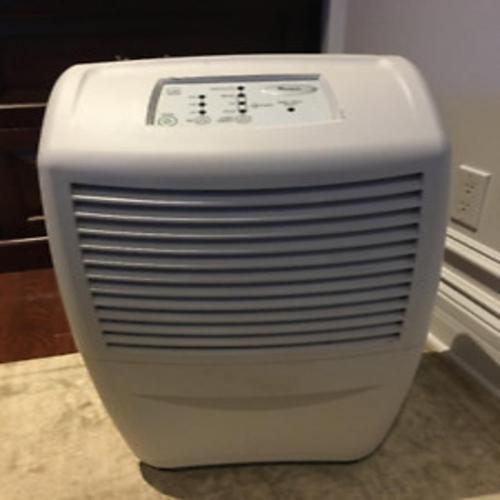 Whirlpool AD70USS1 Dehumidifier