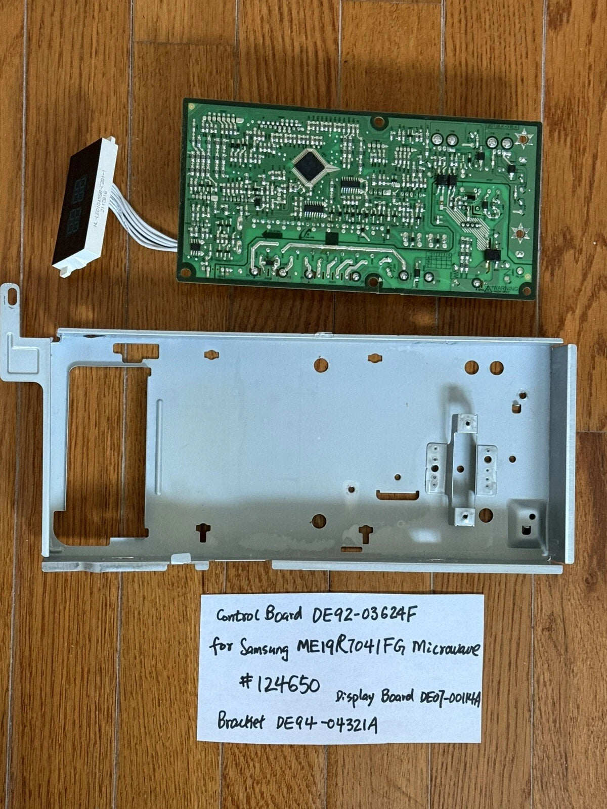 Samsung Assembly Bracket C/Panel - DE94-04321A