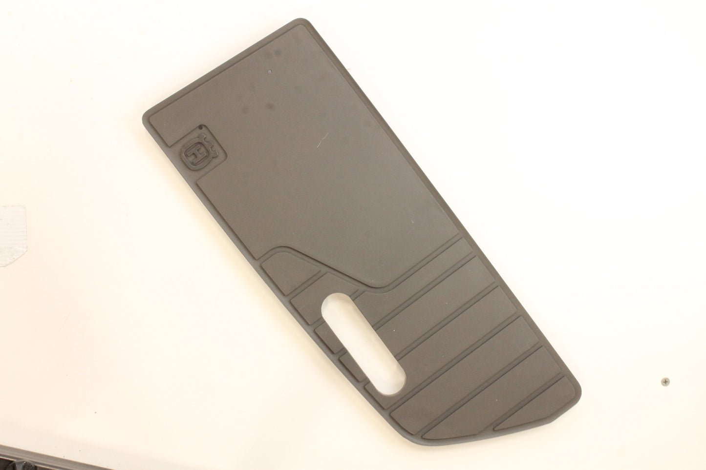 Husqvarna 532441542 Pad-footrest-rh - Genuine OEM