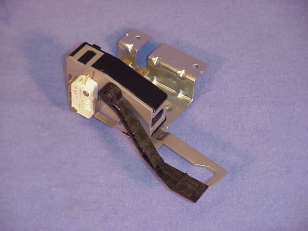Frigidaire Part# 134101800 Lock (OEM)
