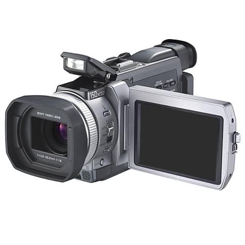 Sony DCRTRV950 Digital HandycamÂ® Camcorder
