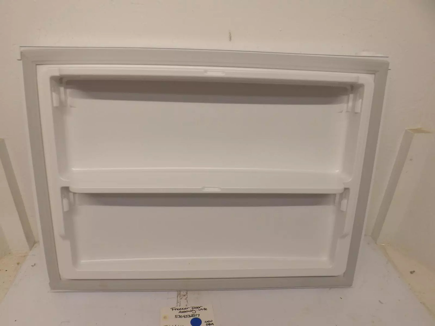 Frigidaire Complete Door Assembly - White 5304532517