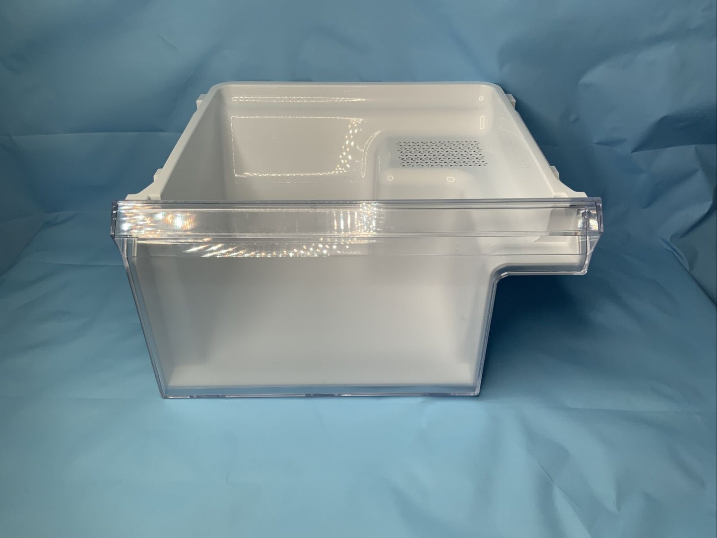 Samsung Part# DA97-20633A Vegetable Case Assembly (Lower) - Genuine OEM