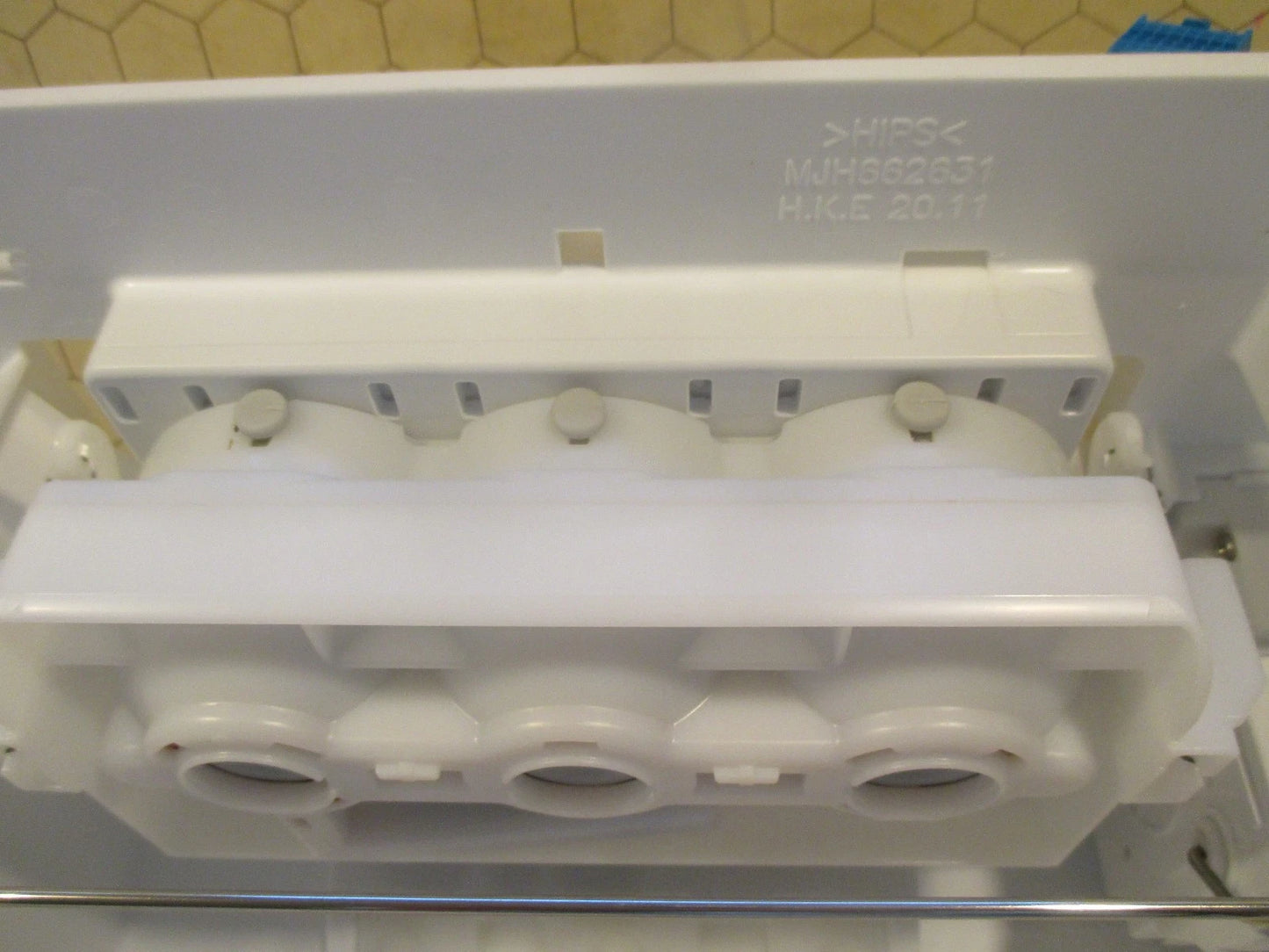 LG Part# AEQ73449906 Ice Maker Assembly - Genuine OEM